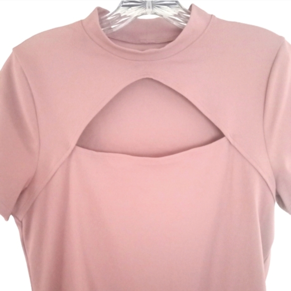 Abercrombie & Fitch Cut Out Keyhole Bodysuit Sz L Blush Pink A&F - Picture 3 of 5